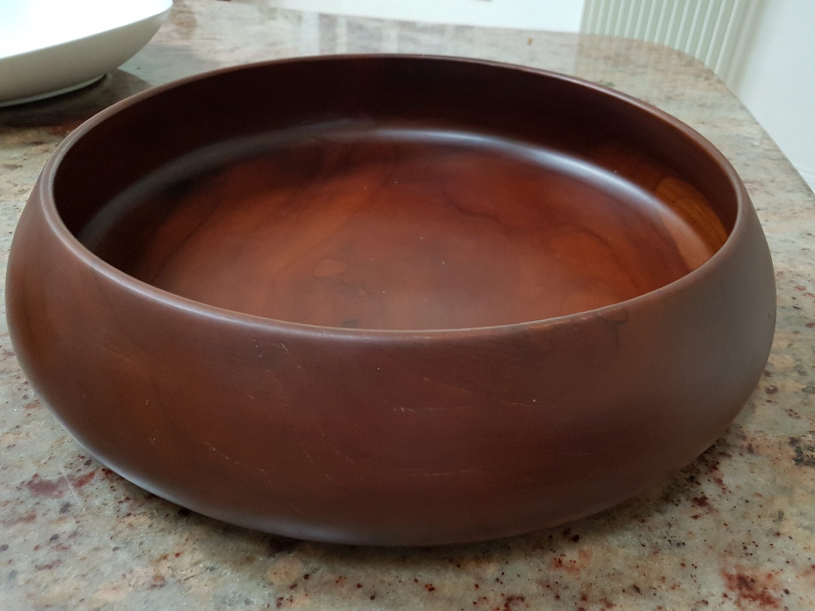 Curve Wooden Bowl