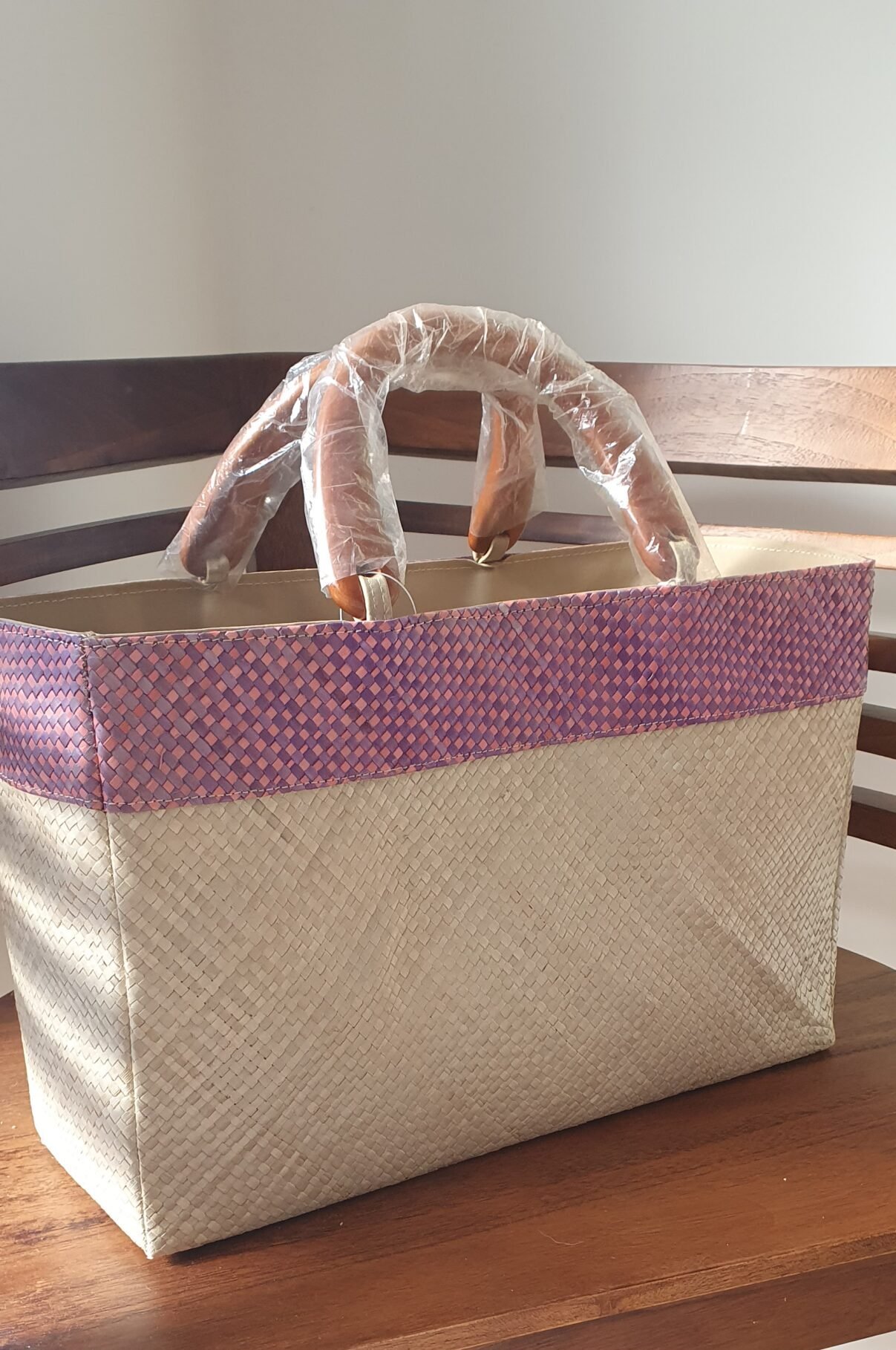 Pandan Bag with Wooden Handle